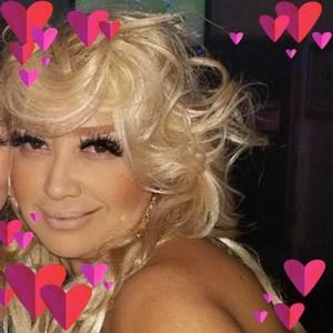 Meet your Posher, Gloria